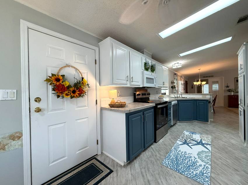 261 Gardenia Lane a Parrish, FL Mobile or Manufactured Home for Sale